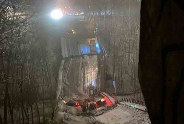 Se derrumba puente en Pittsburgh previo a visita de Biden a la ciudad; hay 10 heridos