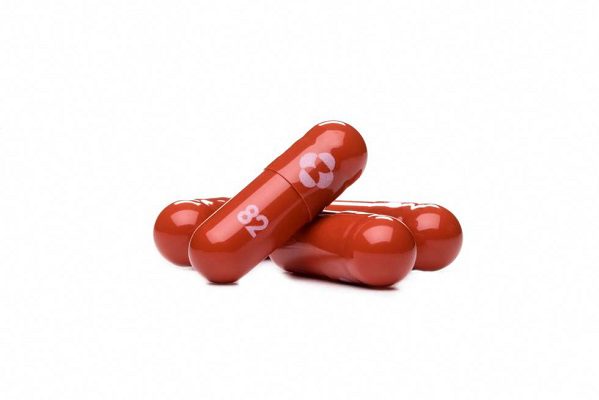 Merck asegura que su píldora contra COVID-19 es efectiva contra Ómicron