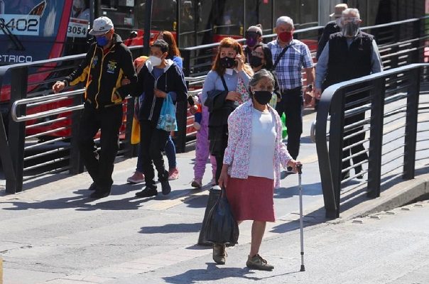 CDMX reporta 10 días de disminución en casos de covid-19