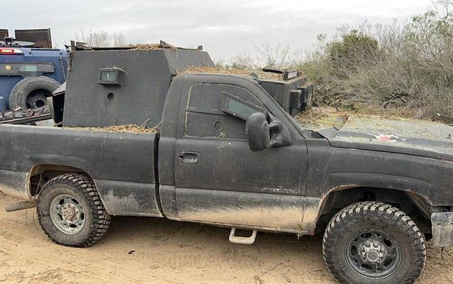Asegura armamento, equipo táctico y camionetas con blindaje en Camargo