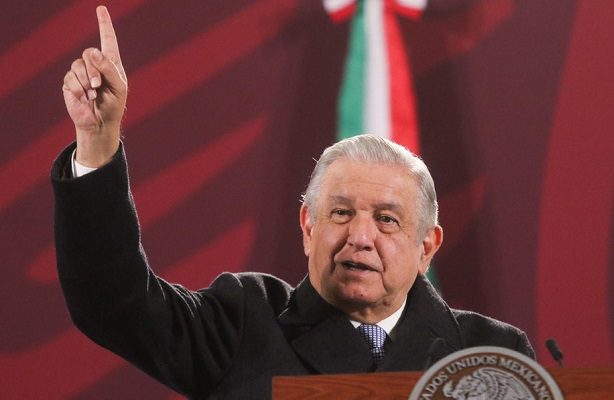 Se pagarán 15 mil mdp en impuestos por fusión de Televisa y Univisión, anuncia AMLO