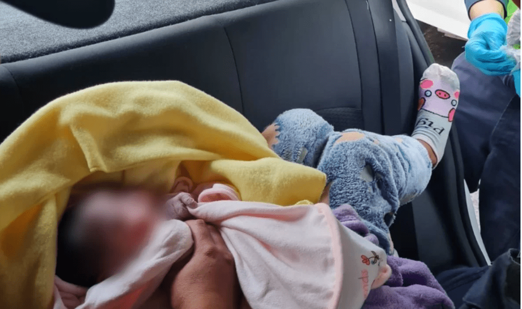 Mujer da a luz en carro, se dirigía a Cuautitlán Izcalli