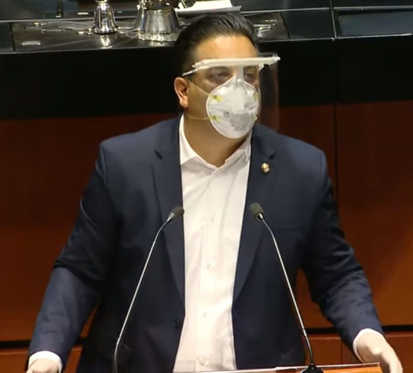 Damián Zepeda da positivo a Covid-19