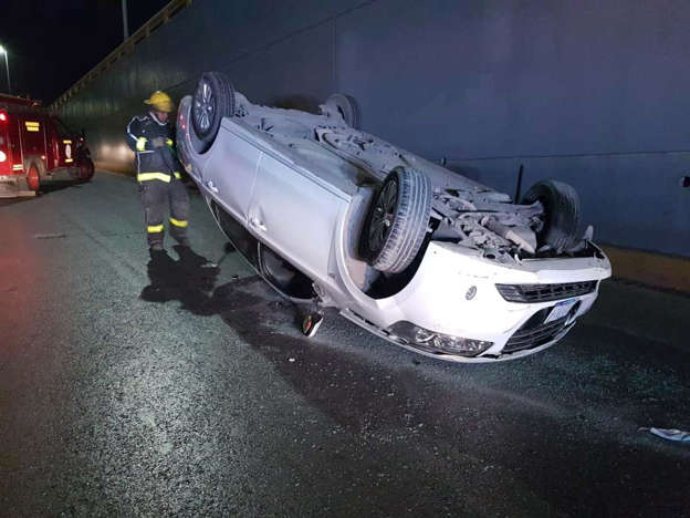 Volcadura de auto en Torreón