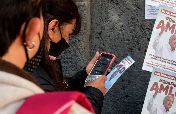 Negativa de entregar más recursos al INE es por consigna política, asegura Ciro Murayama