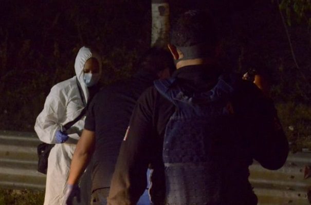 Localizan bolsas con restos humanos de cuatro personas en carretera de Acapulco