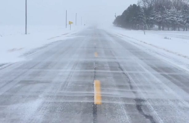 Cancelan más de 3 mil vuelos en EE.UU. por fuerte tormenta invernal