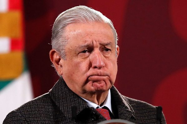 AMLO pide "buscar traductor" par aresponder pregunta de Revocación de mandato