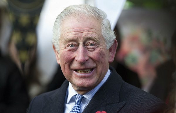 El príncipe Carlos agradece bendición para que Camila sea reina consorte