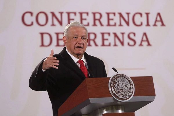 Tras hallazgo de 16 cuerpos, AMLO anuncia reforzamiento de seguridad en Zacatecas