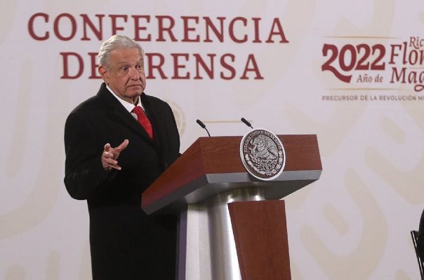 “Conservadores están en su contra”: AMLO respalda gobierno de Pedro Castillo