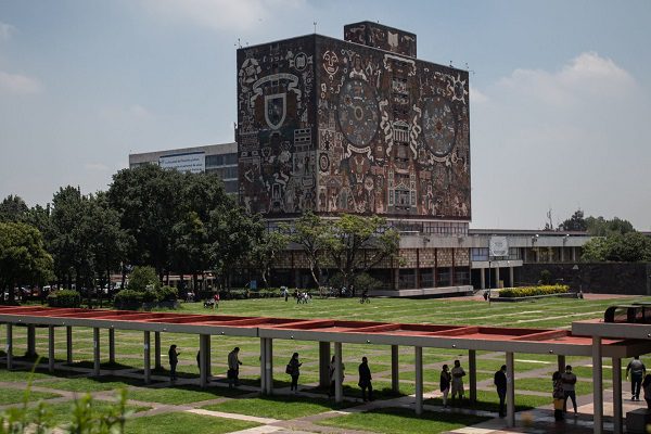UNAM anuncia que seguirá con retorno gradual a clases presenciales