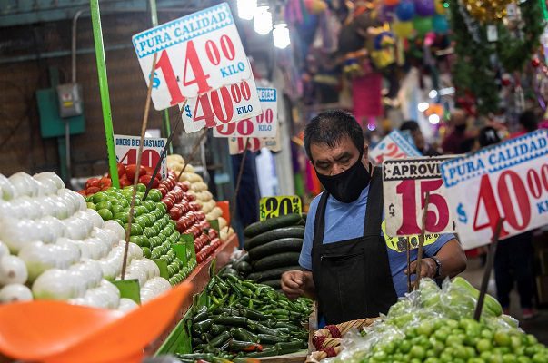 Inflación se desacelera en enero a 7.07% anual: Inegi