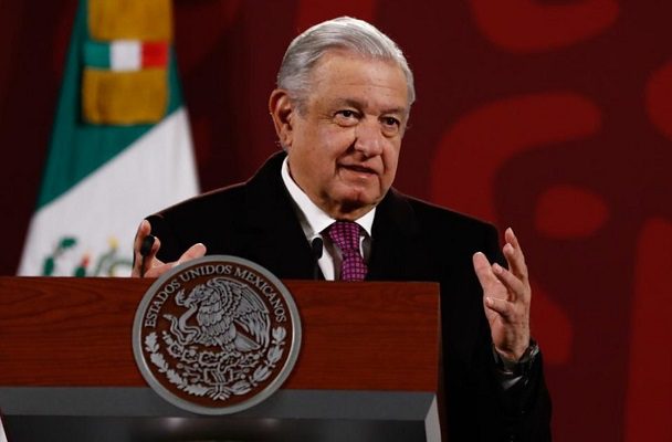 Gobierno anuncia plan de jubilación para extrabajadores de Luz y Fuerza