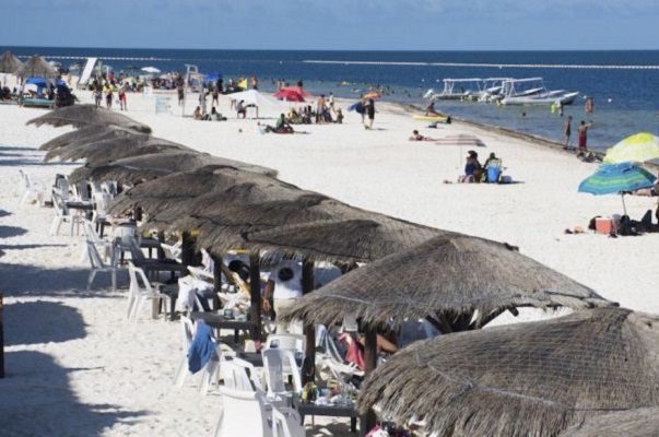 Senadora de MC propone duplicar días de vacaciones desde primer año de trabajo