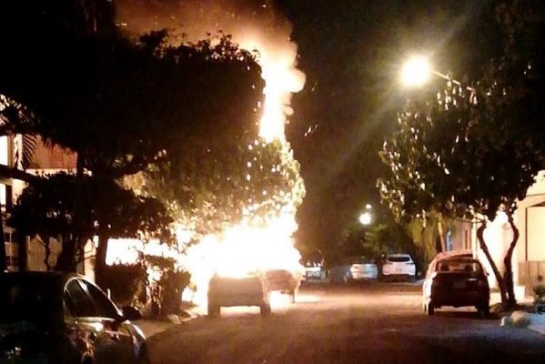 Hallan restos humanos embolsados en Colima y reportan tiroteos