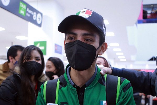 Donovan Carrillo es recibido en México con una calurosa bienvenida