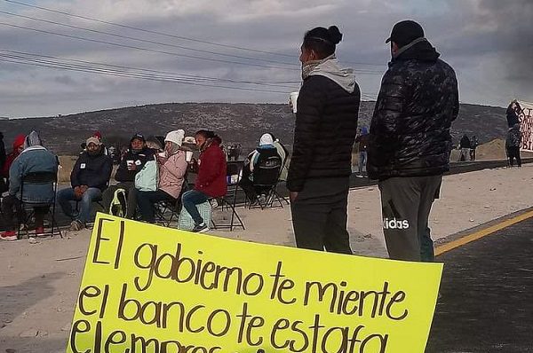 Suman 24 horas bloqueos en la México-Laredo por el caso Xuchitlán