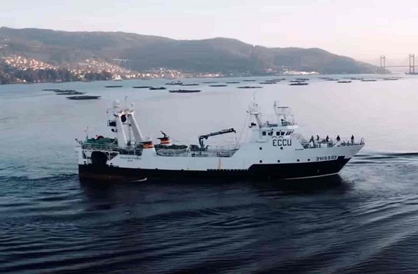 Sube a 10 los muertos de naufragio de barco español en Canadá