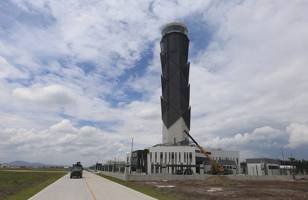 AMLO anuncia que supervisará avances de las obras del AIFA