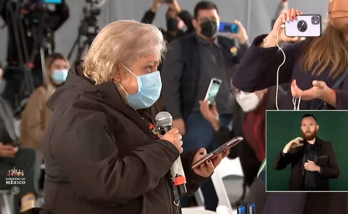 Periodistas protestan pacíficamente durante conferencia de AMLO en Tijuana