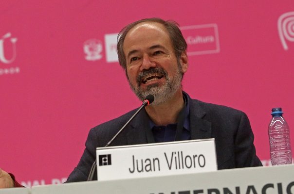 Asaltan al escritor Juan Villoro a mano armada en la Alcaldía Coyoacán