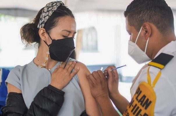 CDMX anuncia sedes y fechas para dosis de refuerzo a personas de 18 a 29 años