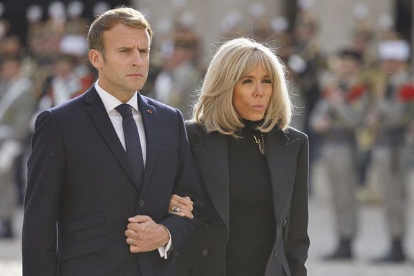 Brigitte Macron denuncia a dos mujeres que afirman es una mujer trans