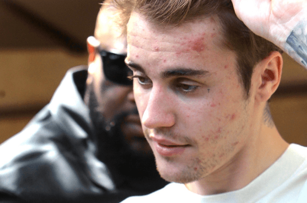 Justin Bieber da positivo a covid-19 y pospone una fecha de su gira