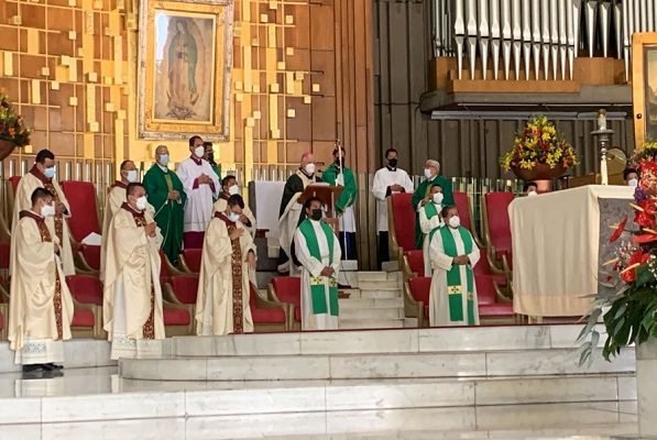 Iglesia de México denuncia que "leyes e ideologías" socavan el matrimonio