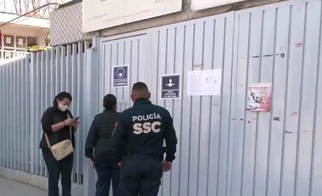 Adolescente entra con arma de fuego a secundaria de Iztapalapa