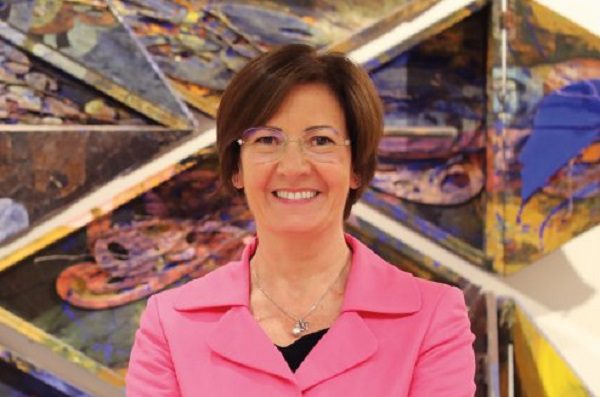 Muere embajadora de Italia en Australia tras caer desde balcón