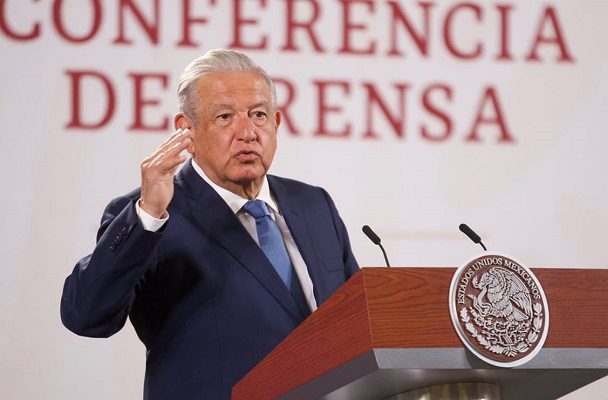 AMLO insiste no estar en contra de los periodistas sino de quienes se venden