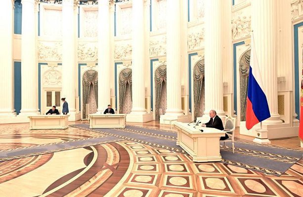 Senado autoriza a Putin uso de Fuerzas Armadas en el extranjero