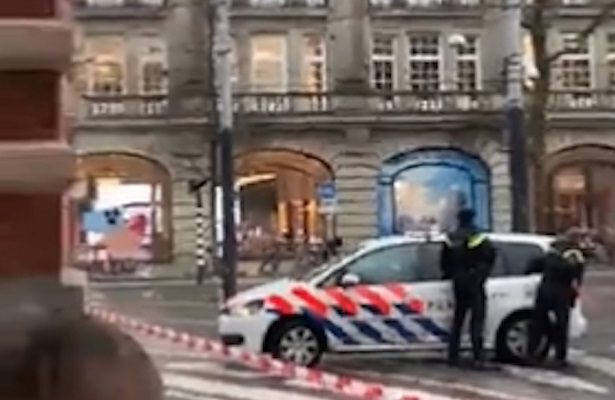 Reportan toma de rehenes en tienda de Apple en Ámsterdam #VIDEO