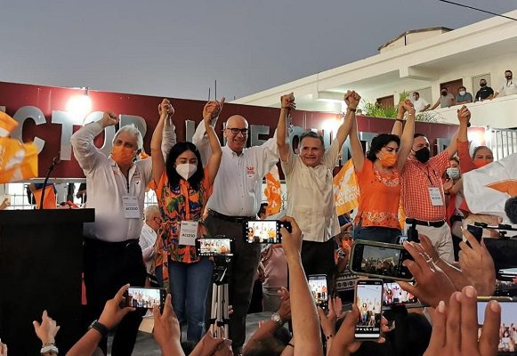 José Luis Pech se registra como candidato de MC a gubernatura de Quintana Roo