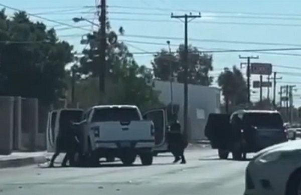 Graban presunto secuestro a plena luz del día en Sonora #VIDEO