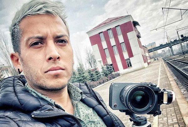 Youtuber Alex Tienda graba el inicio de la intervención en Ucrania #VIDEOS