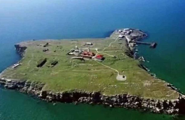 "Buque ruso, vete a la mierda": las últimas palabras de soldado tras enfrentamiento