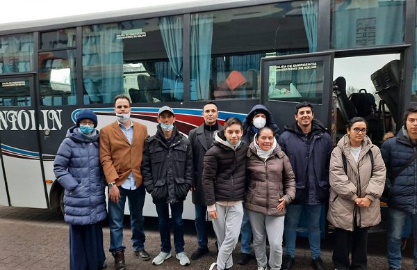 AMLO dispone aviones militares a Rumania para repatriar a mexicanos de Ucrania