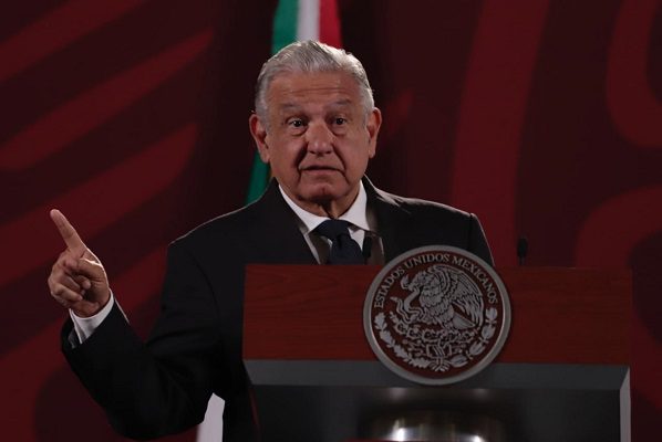 INE no cumple con la Constitución al no promover Revocación, acusa AMLO