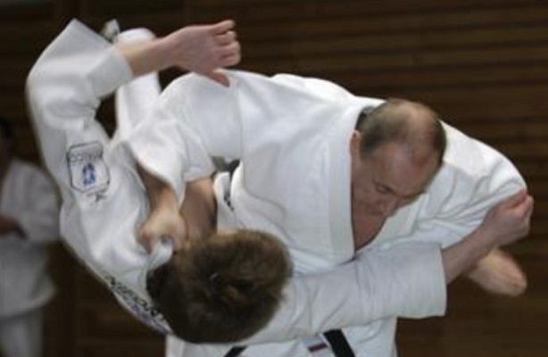 La World Taekwondo retira a Vladimir Putin su cinturón negro honorífico