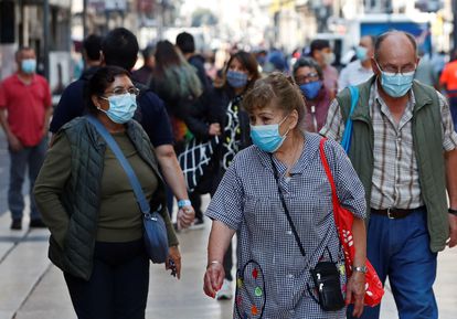 México suma en 24 horas 24 mil 898 casos y 743 muertes por COVID-19