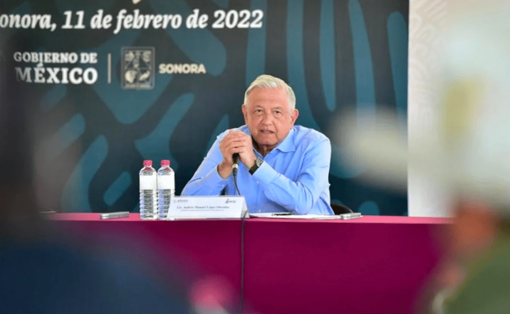 AMLO promueve programas sociales a pesar de veda por revocación