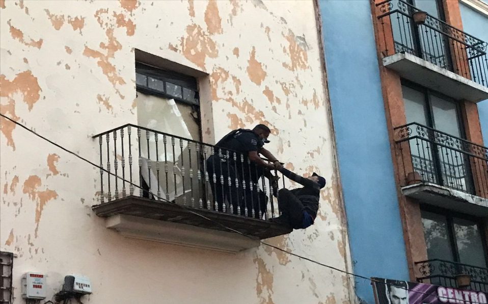 Intento de suicidio en Centro Histórico de Puebla