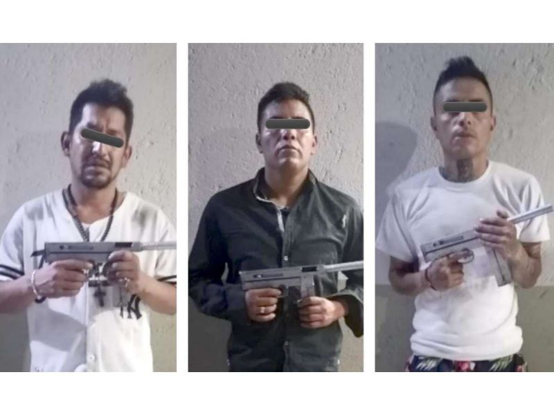Ladrones con rifle de asalto detenidos en Ecatepec