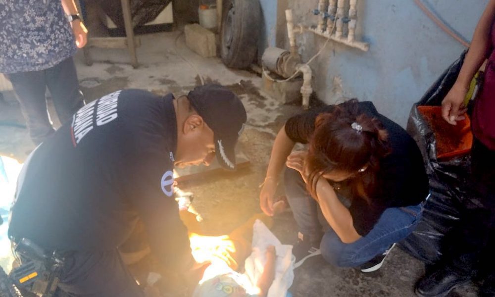 Salvan a niña del interior de una cisterna en Ecatepec