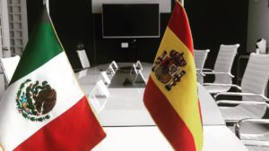 España analiza “pausar” relación bilateral con México