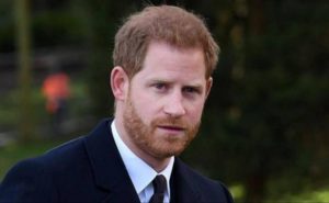 Príncipe Harry publicará libro que ‘sacudirá la monarquía británica’