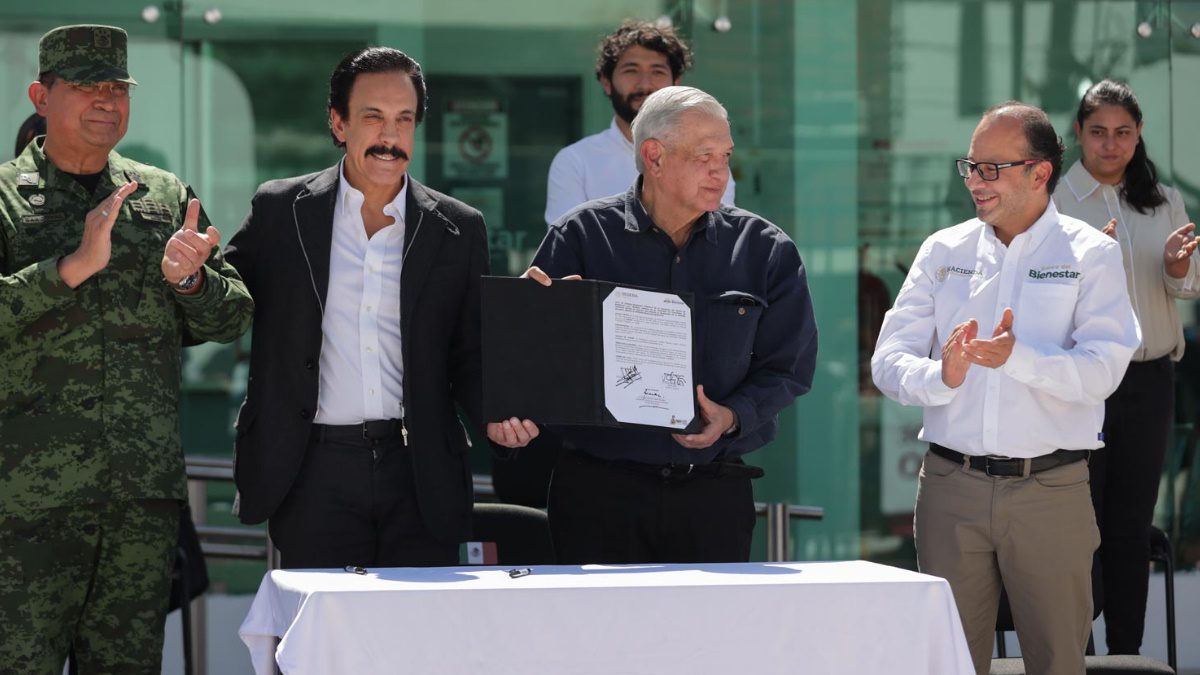 Abuchean a Omar Fayad ceremonia en Hidalgo con AMLO #VIDEO